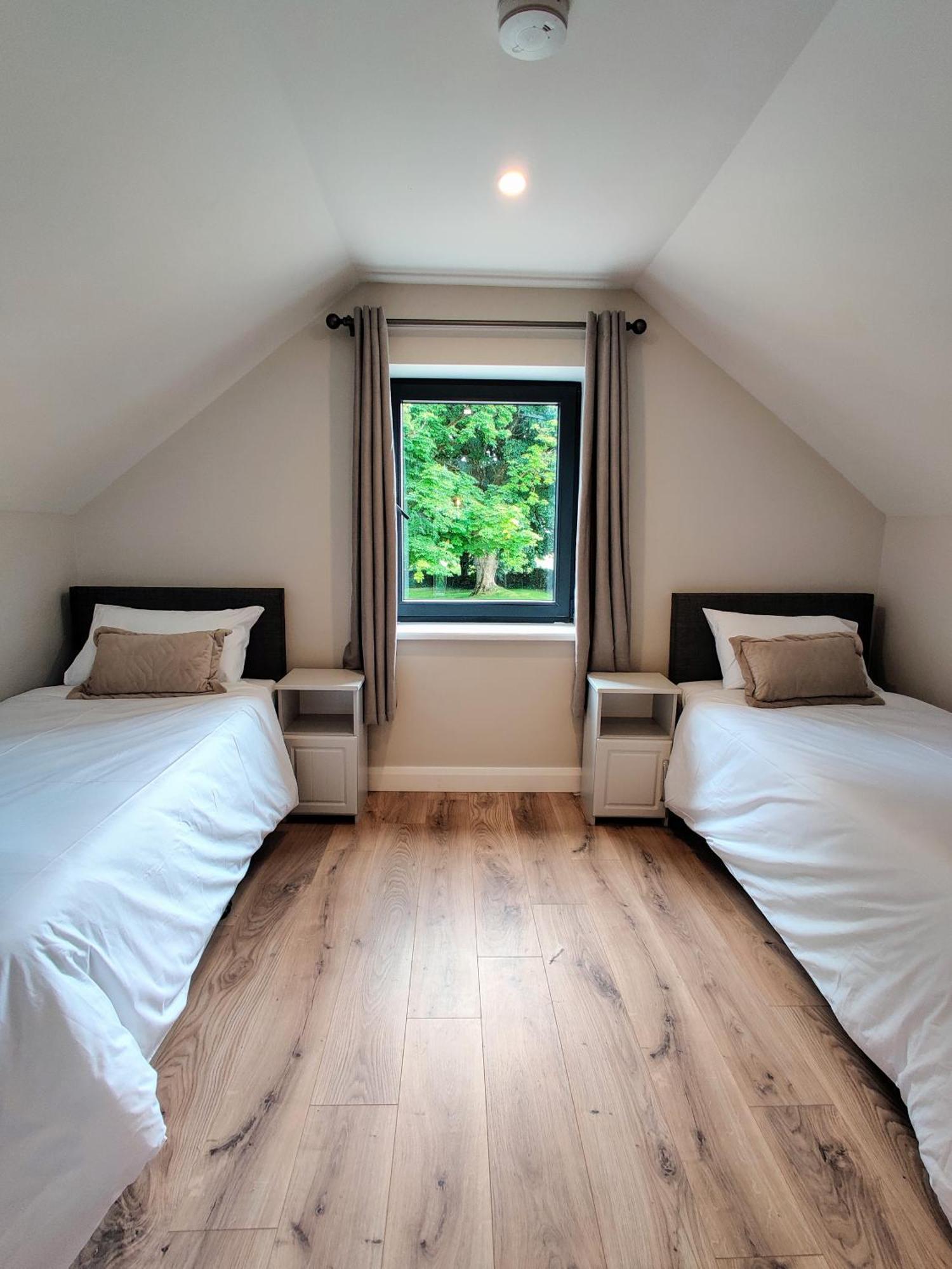 Moynure House Boutique B&B & Separate Two Bedroom Chalet Атлон Экстерьер фото
