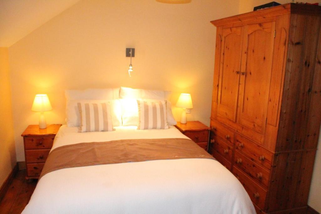 Moynure House Boutique B&B & Separate Two Bedroom Chalet Атлон Номер фото