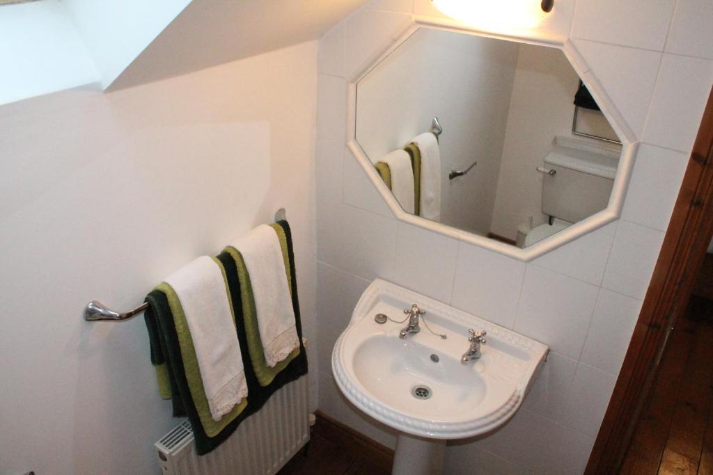 Moynure House Boutique B&B & Separate Two Bedroom Chalet Атлон Номер фото